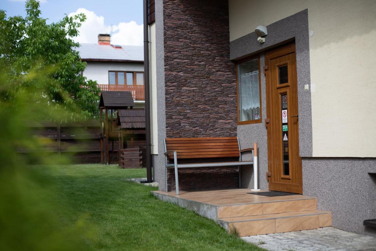 Guest House Fleurs Liptovský Mikuláš Exterior foto